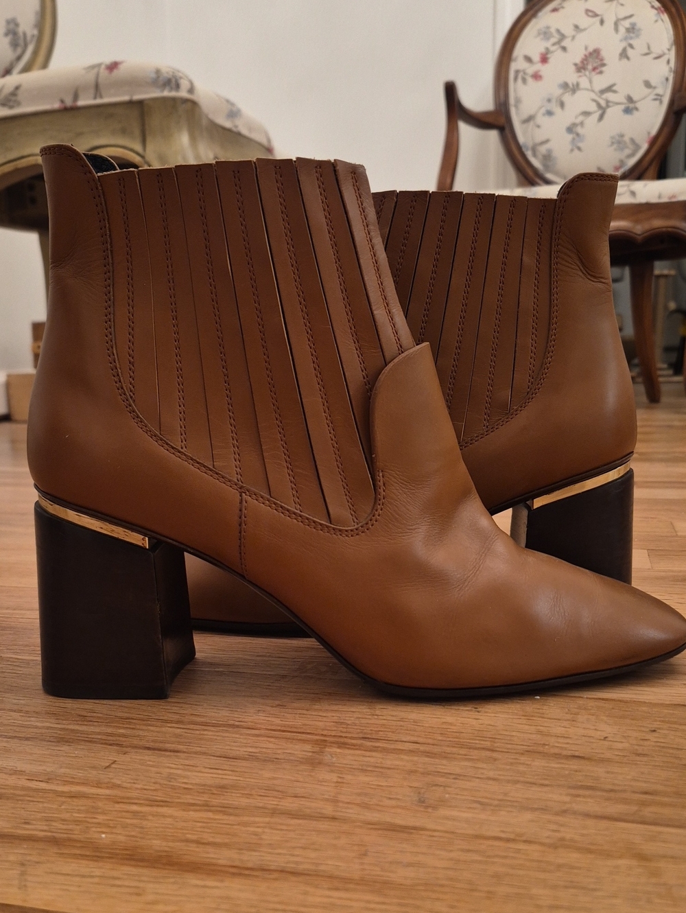 TOD'S Tan Leather Elastic Paneled Block Gold Heeled Paneled Ankle Boots 42 US 12